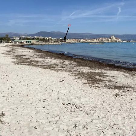 Vue Mer Et Remparts. Entre Vieille Ville Et Plages Antibes Luaran gambar