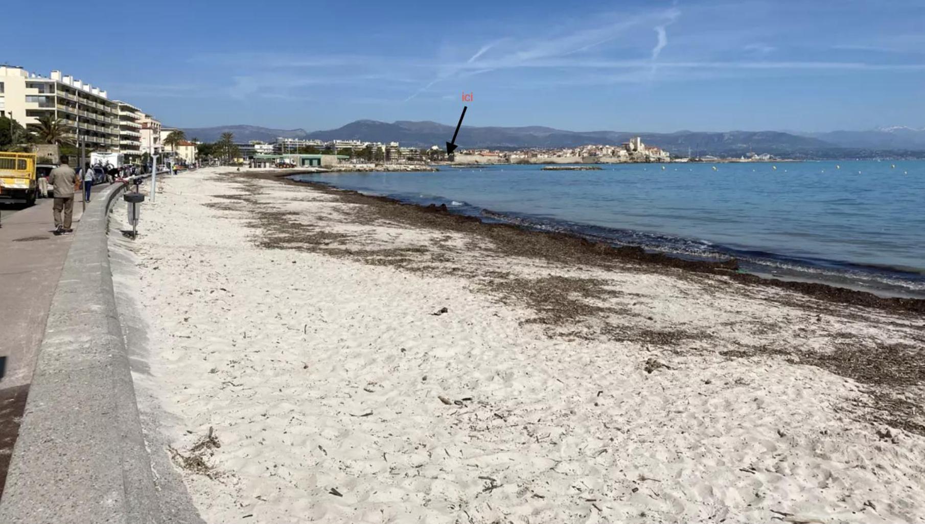 Vue Mer Et Remparts. Entre Vieille Ville Et Plages Antibes Luaran gambar